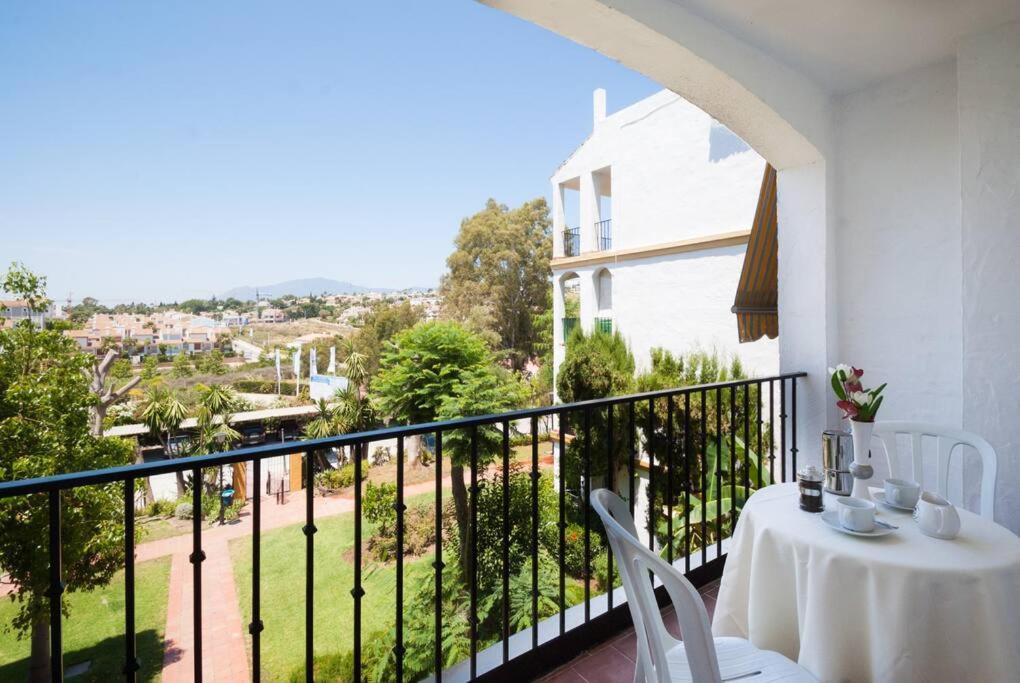 Apartamento Con Piscina Cerca Del Golf En Atalaya - Atalaya Del Golf 31 Estepona Buitenkant foto