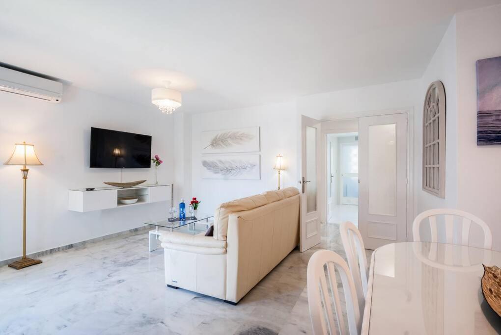 Apartamento Con Piscina Cerca Del Golf En Atalaya - Atalaya Del Golf 31 Estepona Buitenkant foto