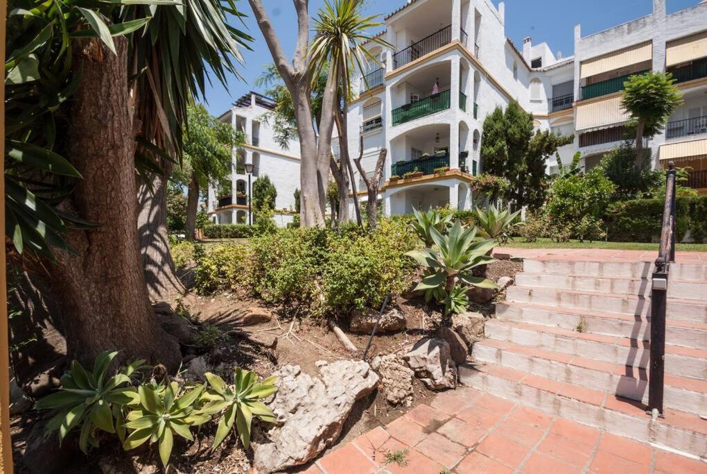 Apartamento Con Piscina Cerca Del Golf En Atalaya - Atalaya Del Golf 31 Estepona Buitenkant foto