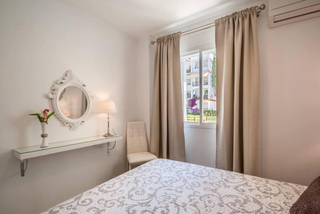 Apartamento Con Piscina Cerca Del Golf En Atalaya - Atalaya Del Golf 31 Estepona Buitenkant foto