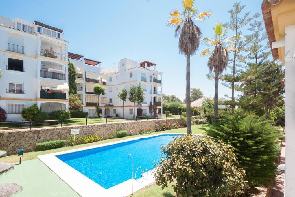 Apartamento Con Piscina Cerca Del Golf En Atalaya - Atalaya Del Golf 31 Estepona Buitenkant foto
