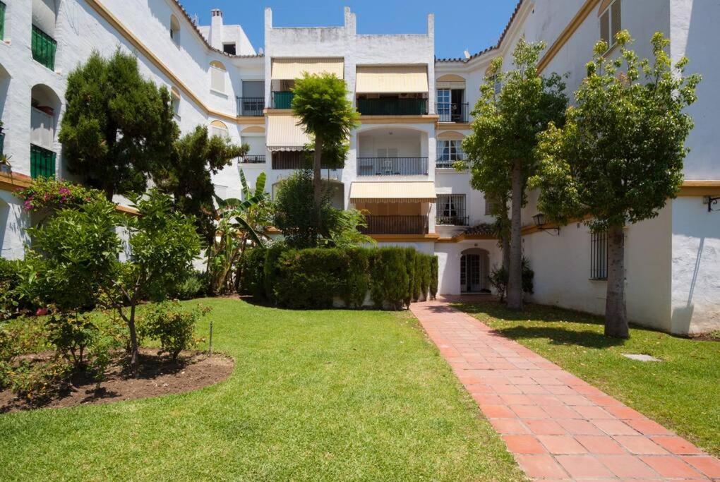 Apartamento Con Piscina Cerca Del Golf En Atalaya - Atalaya Del Golf 31 Estepona Buitenkant foto
